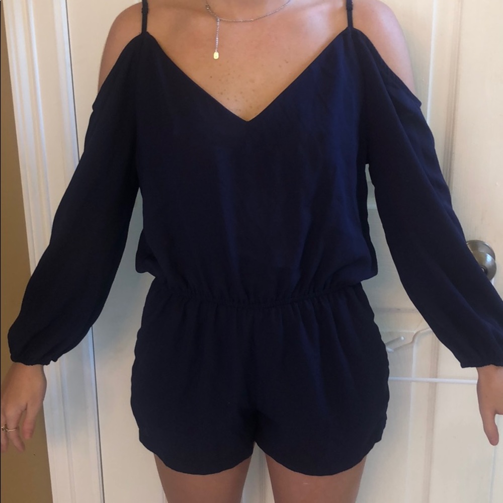 Open-shouldered navy ROMPER